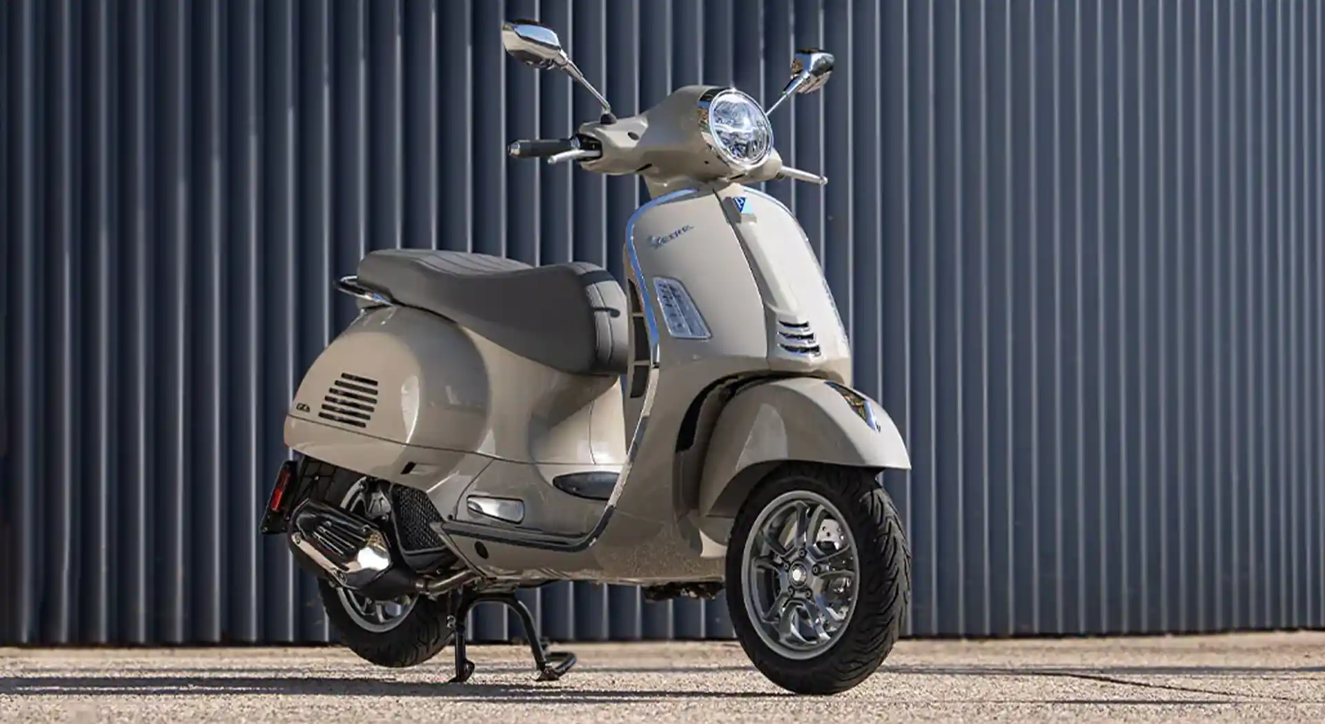 Tidak Mau Ditiru atau Direplika, Vespa Patenkan Desain Motornya