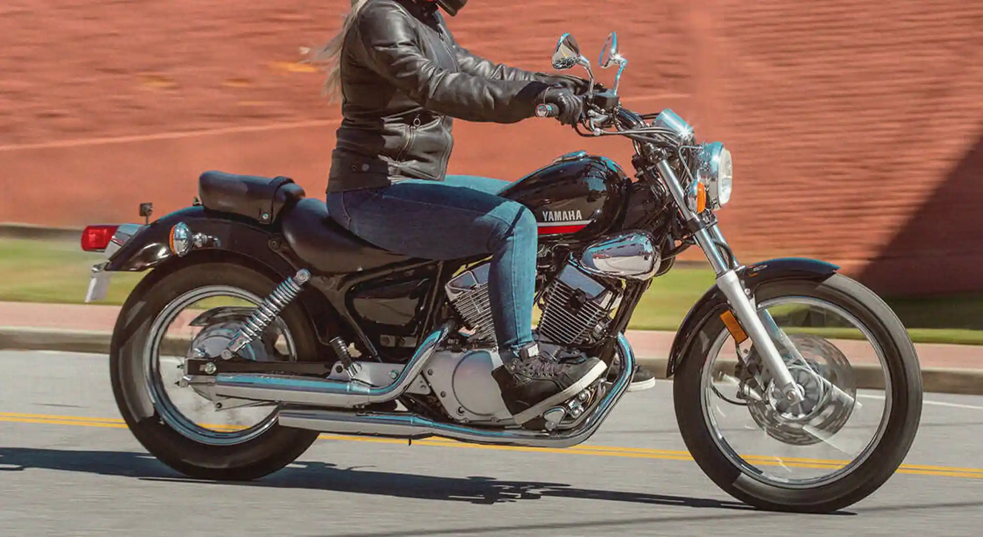 Yamaha Hadirkan V-Star 250 Terbaru, Motor Cruiser Klasik Bermesin V-Twin