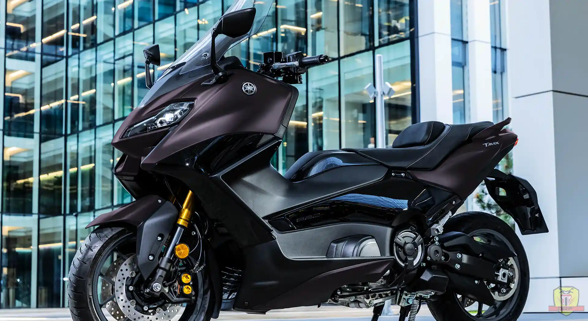 Yamaha Launches A New Big Scooter TMAX 560 2024, Equipped with Advanced Features!