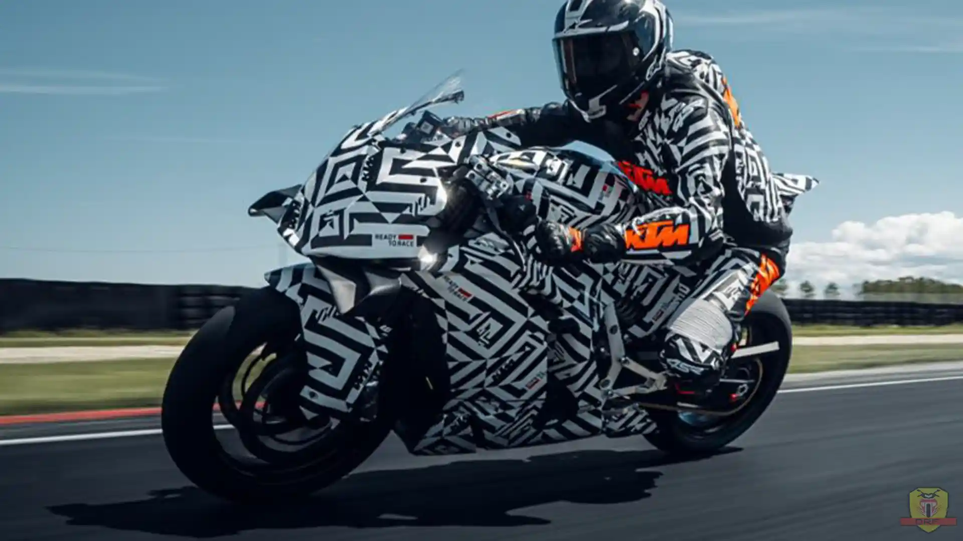 Tahun Depan KTM Akan Merilis Superbike Baru, KTM 990 RC R