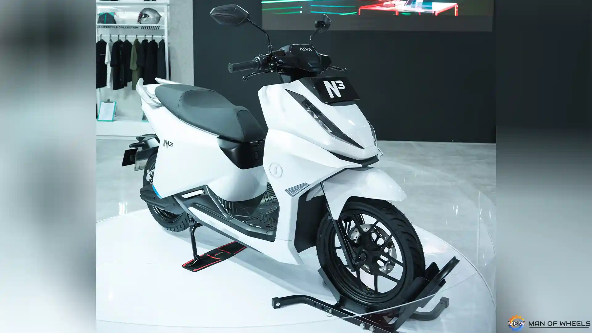 Alva Rilis 3 Motor Listrik Sekaligus di Pameran GIIAS 2024