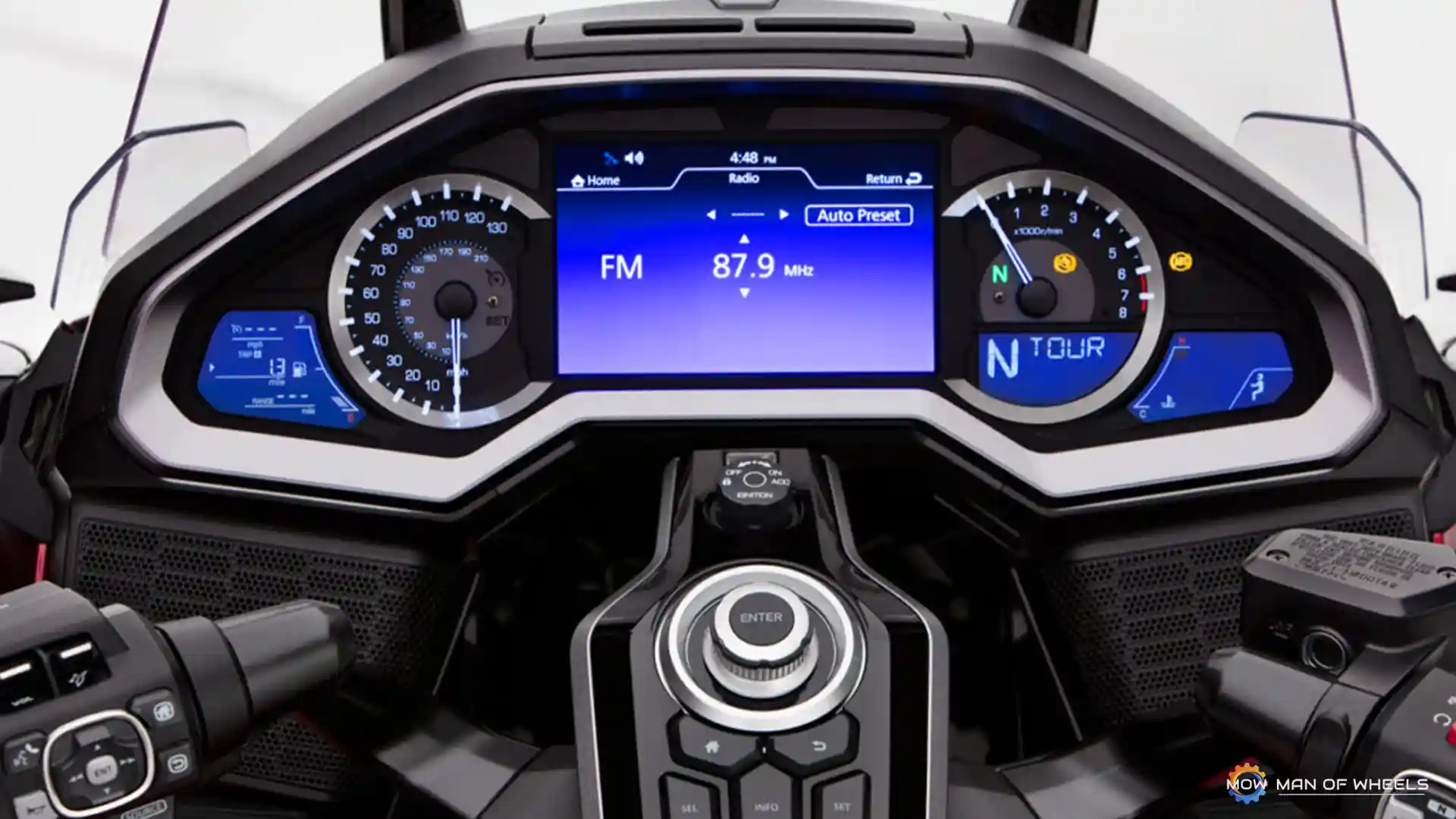 Grand Tourer Honda Gold Wing Dapat Baju Baru, Makin Sangar!