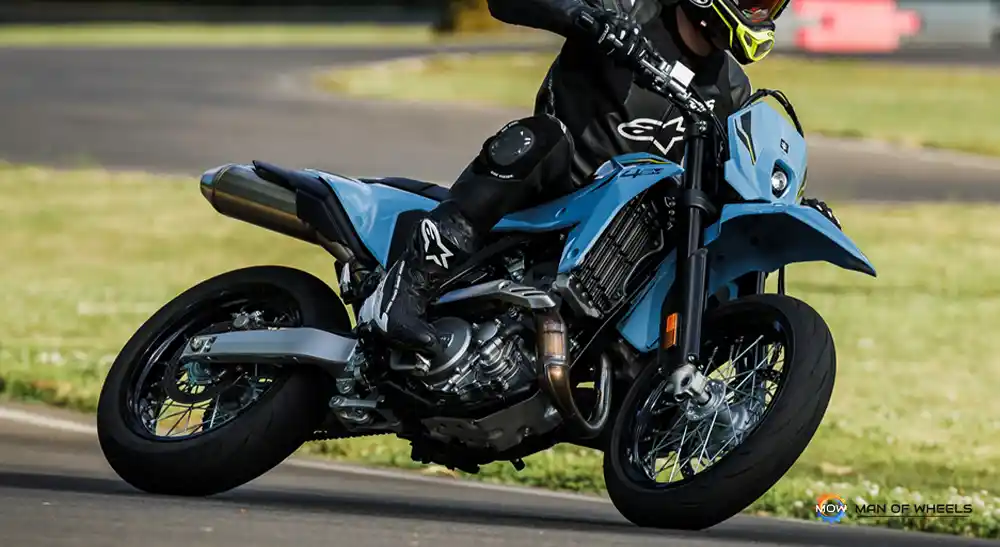 Supermoto Keren 400cc, Suzuki DR-Z4SM Diluncurkan dengan Fitur Lengkap Modern