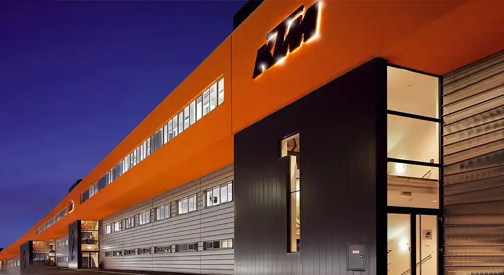 KTM Bangkrut Utang Rp 50 Miliar Lebih, Nasibnya di MotoGP 2025 Gimana?