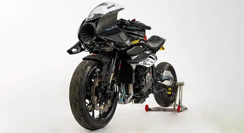 Gokil! Triumph Speed ​​​​Triple 1200 RR Supercharger, Tenaganya Tembus 400 HP Lebih