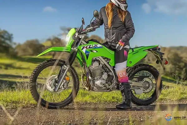 Terbaru Motor Trail Kawasaki KLX230 S 2026 Makin Segar, Jok Lebih Rendah dari Standarnya