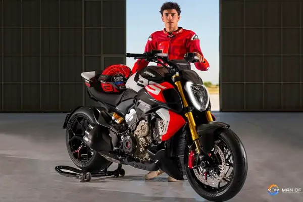 Power Cruiser Tenaga Ala Superbike! Ducati Diavel V4 RS 2026 Meluncur dengan Performa Buas Power Cruiser Tenaga Ala Superbike! Ducati Diavel V4 RS 2026 Meluncur dengan Performa Buas