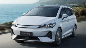 BYD M6 Arista